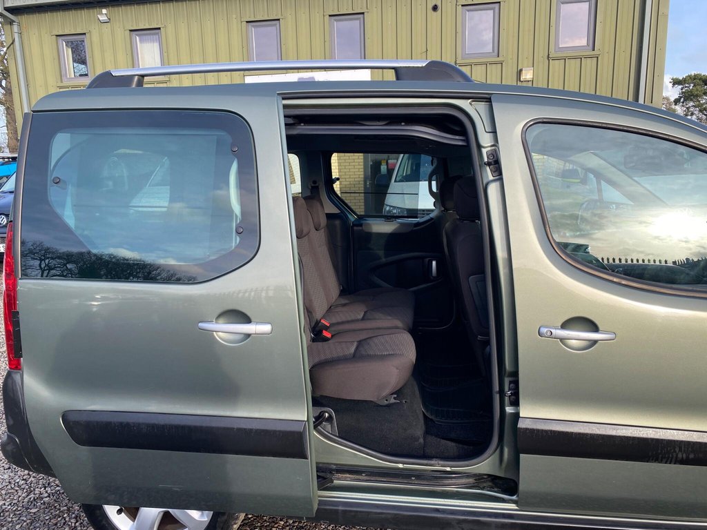 Used Peugeot Partner Tepee 2011 for sale - 77388791: Photo 44