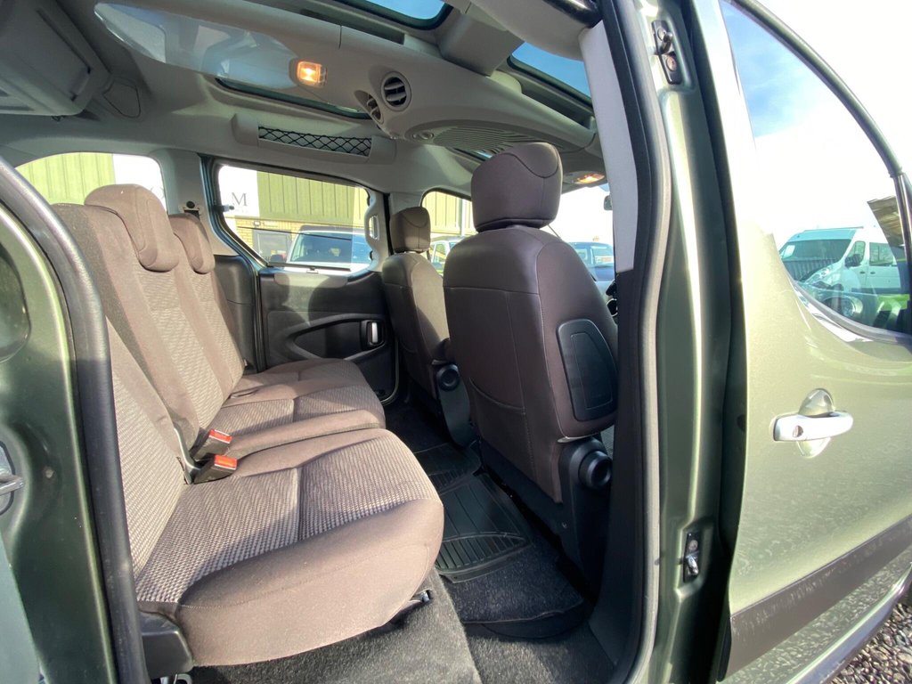 Used Peugeot Partner Tepee 2011 for sale - 77388791: Photo 45