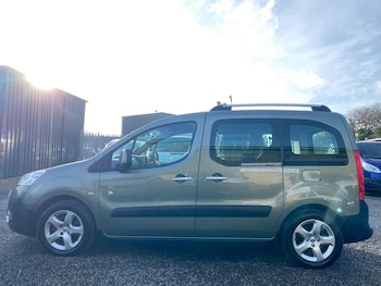 Used Peugeot Partner Tepee 2011 for sale - 77388791: Photo