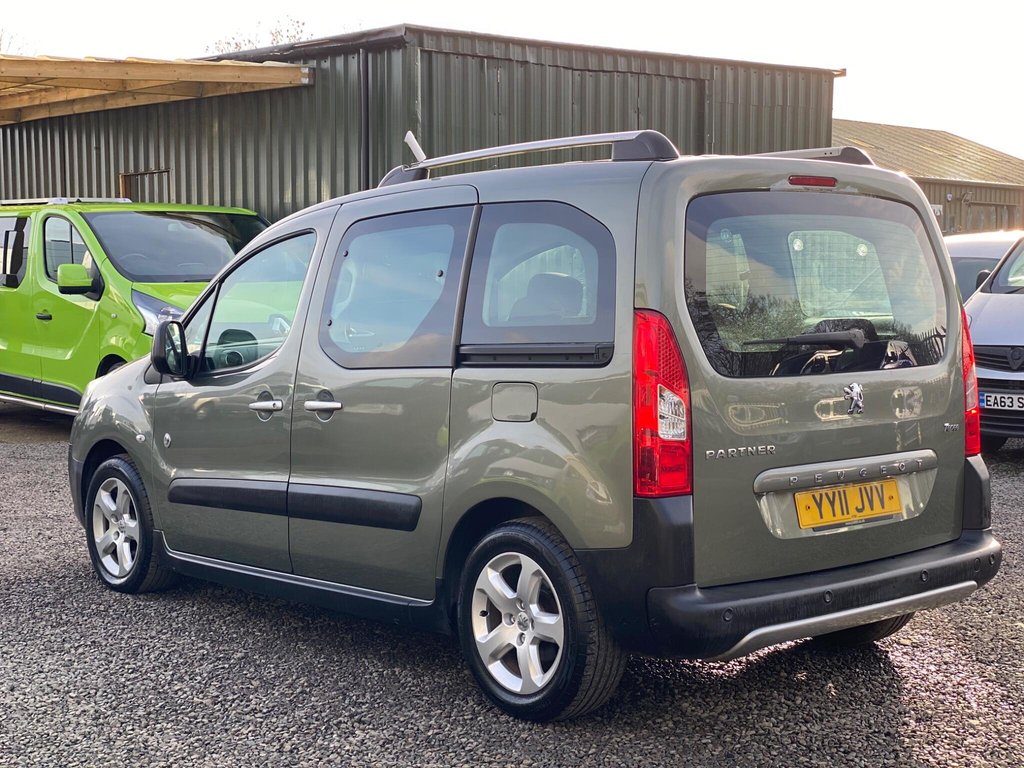 Used Peugeot Partner Tepee 2011 for sale - 77388791: Photo 5