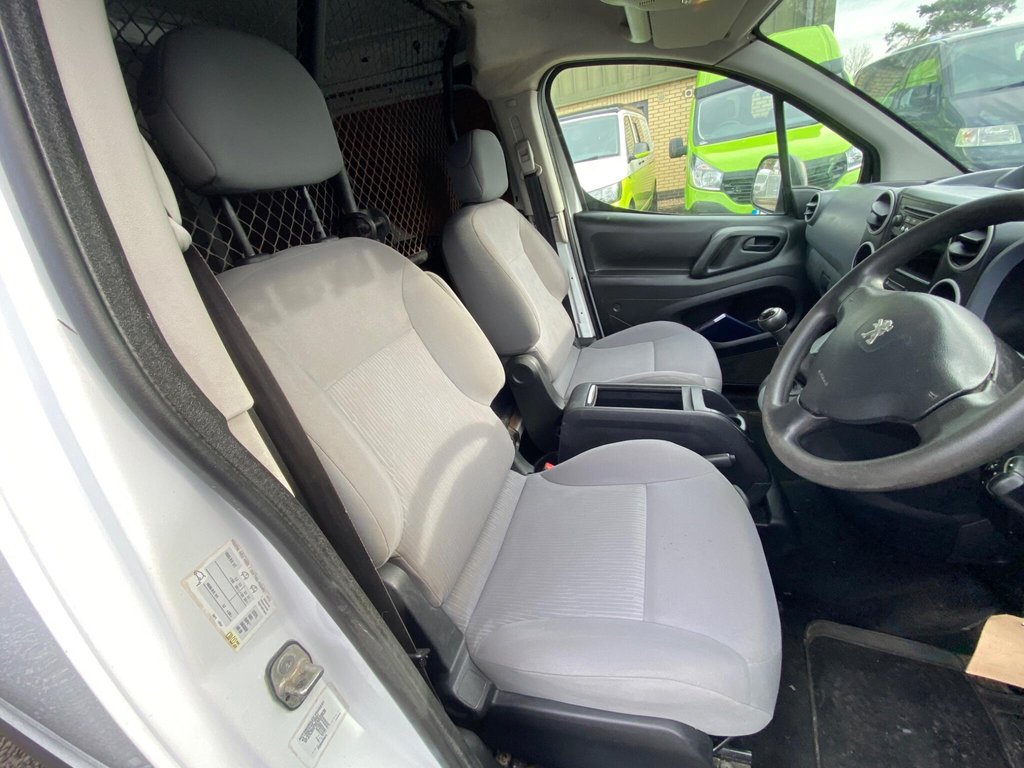 Used Peugeot Partner 2014 for sale - 77631681: Photo 32