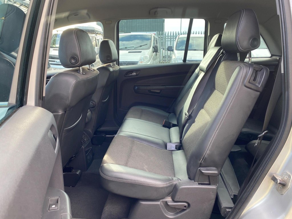 Used Vauxhall Zafira 2010 for sale - 77572196: Photo 10