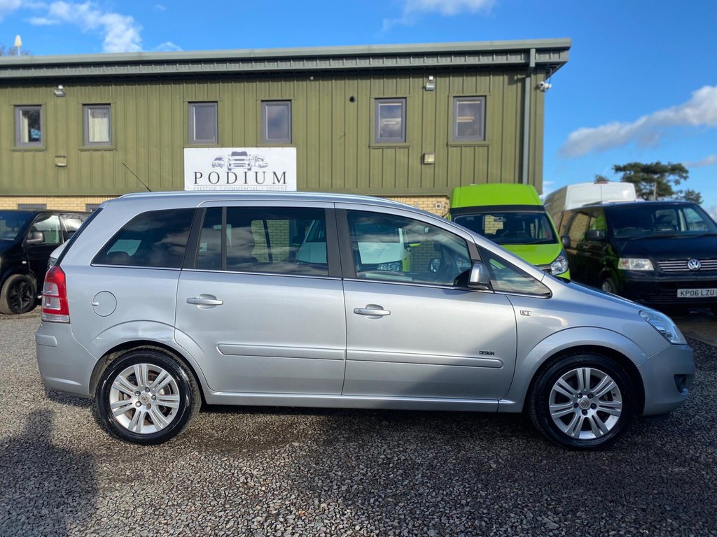Used Vauxhall Zafira 2010 for sale - 77572196: Photo 21