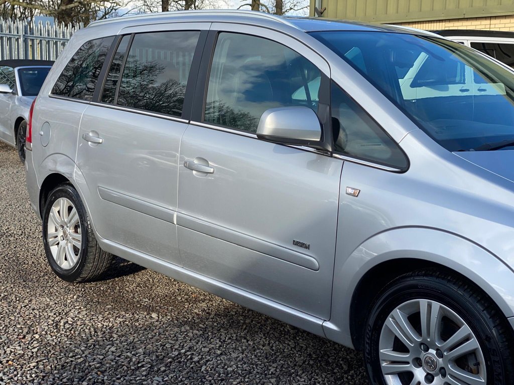 Used Vauxhall Zafira 2010 for sale - 77572196: Photo 23