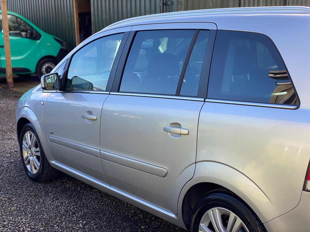 Used Vauxhall Zafira 2010 for sale - 77572196: Photo 27