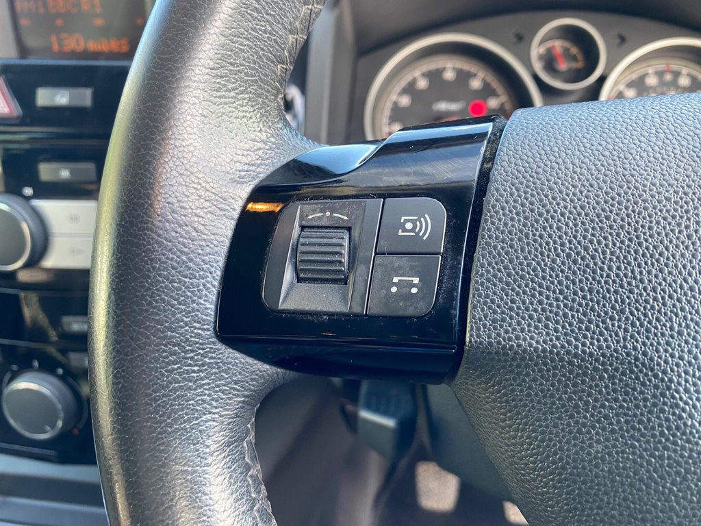 Used Vauxhall Zafira 2010 for sale - 77572196: Photo 37