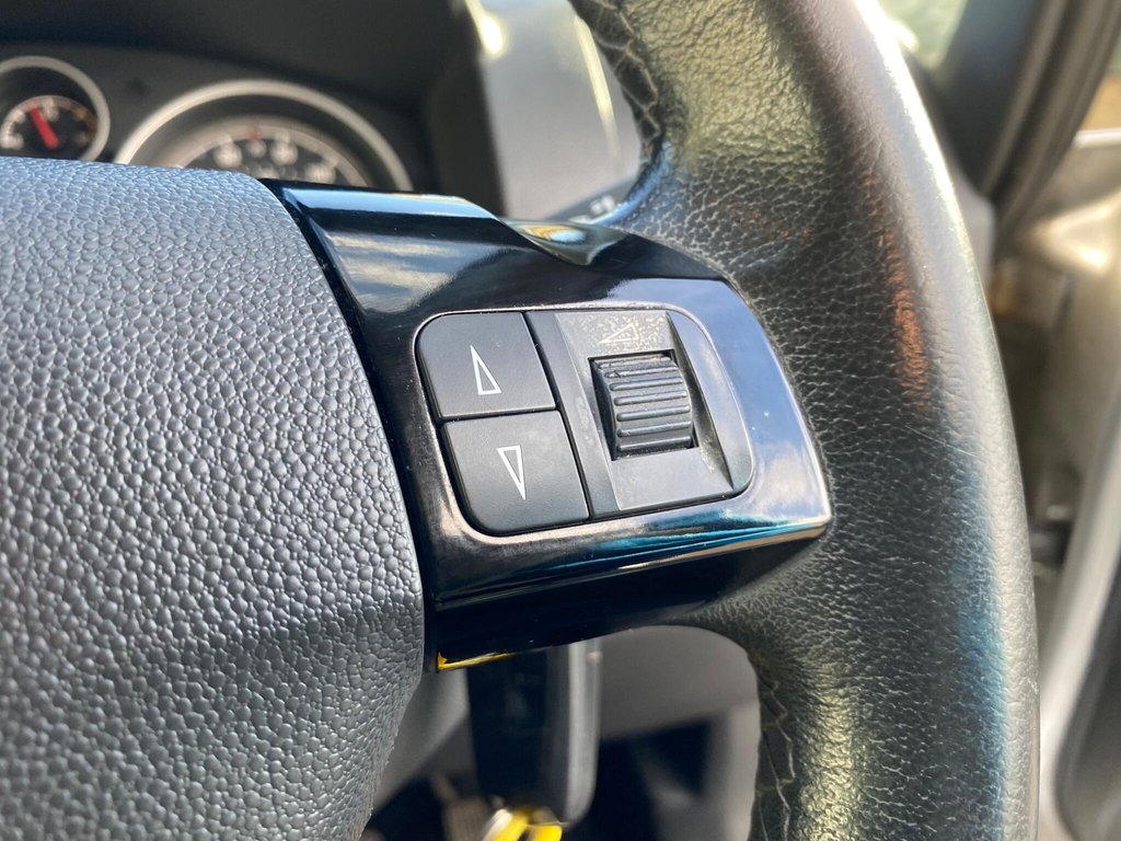 Used Vauxhall Zafira 2010 for sale - 77572196: Photo 39