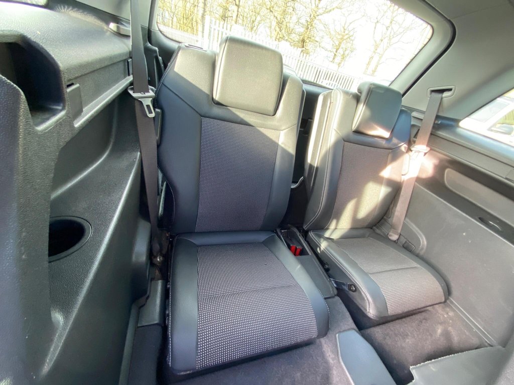 Used Vauxhall Zafira 2010 for sale - 77572196: Photo 7