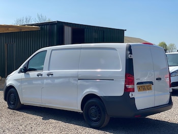 Used Mercedes-Benz Vito 2017 for sale - 78612074: Photo