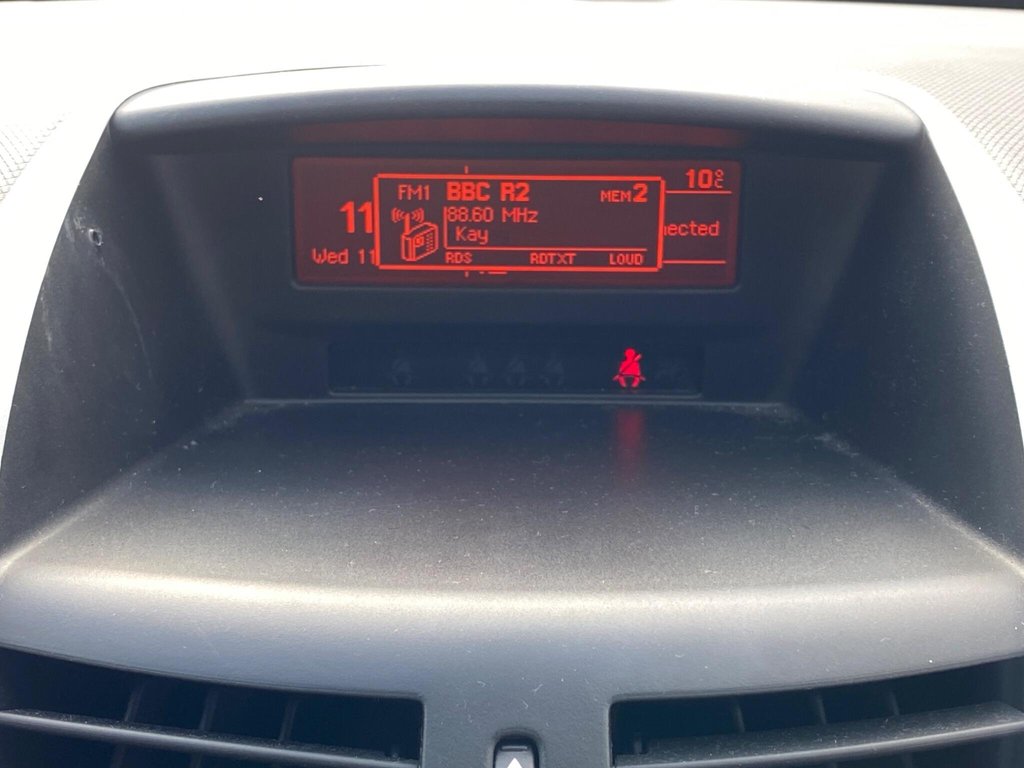 Used Peugeot 207 2010 for sale - 77525814: Photo 32