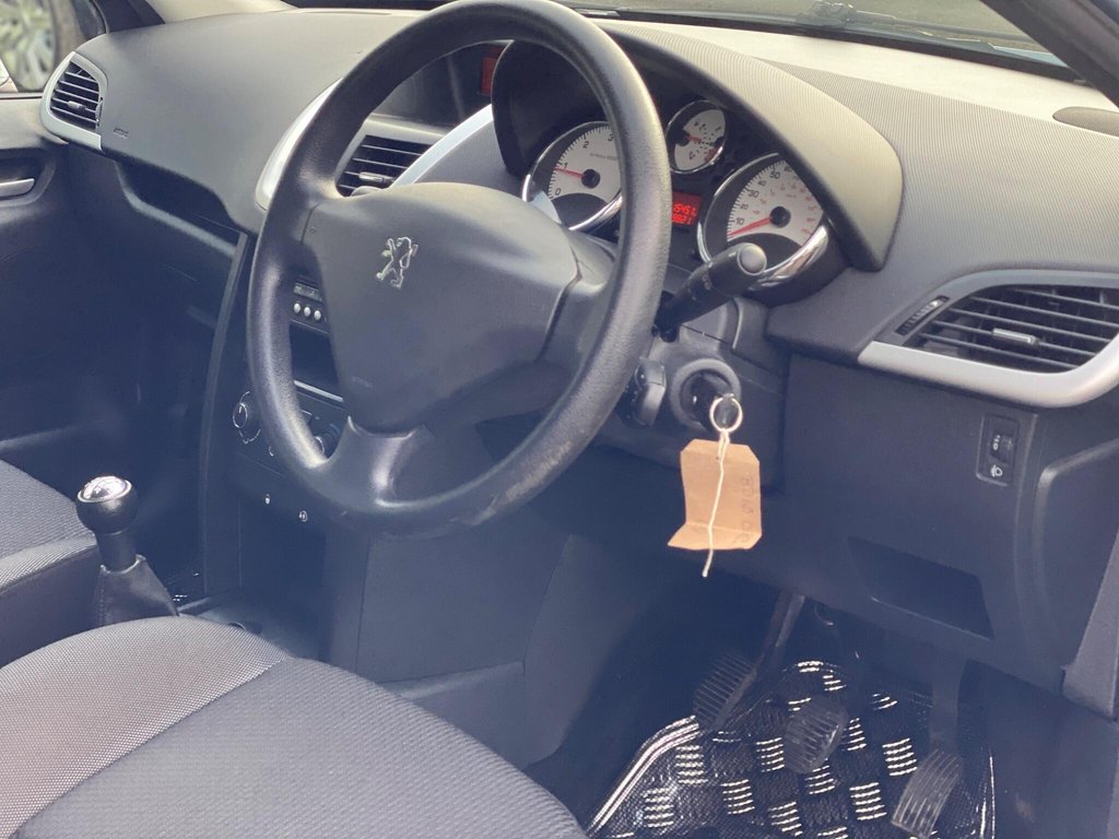 Used Peugeot 207 2010 for sale - 77525814: Photo 6