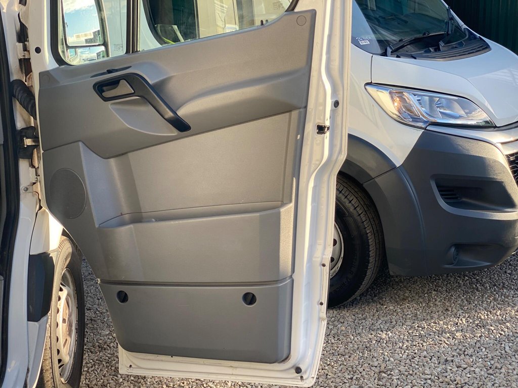 Used Volkswagen Crafter 2013 for sale - 76376120: Photo 42