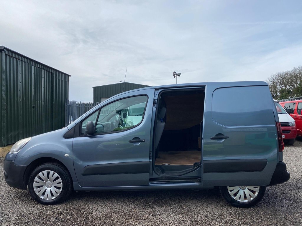 Used Citroen Berlingo 2012 for sale - 77638132: Photo 11