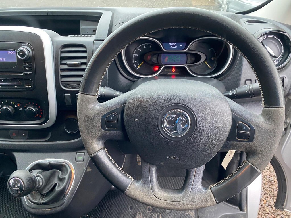 Used Vauxhall Vivaro 2015 for sale - 78016737: Photo 10