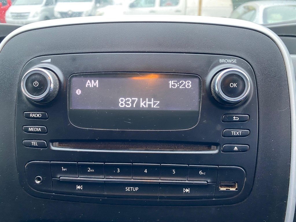 Used Vauxhall Vivaro 2015 for sale - 78016737: Photo 32