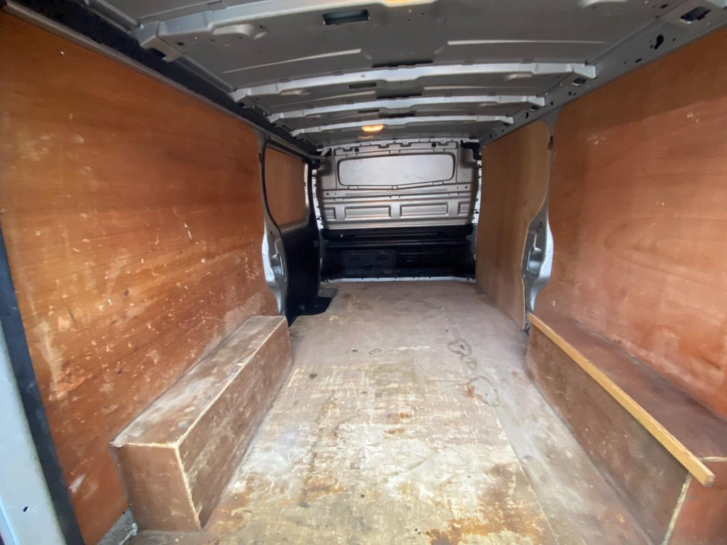 Used Vauxhall Vivaro 2015 for sale - 78016737: Photo 43