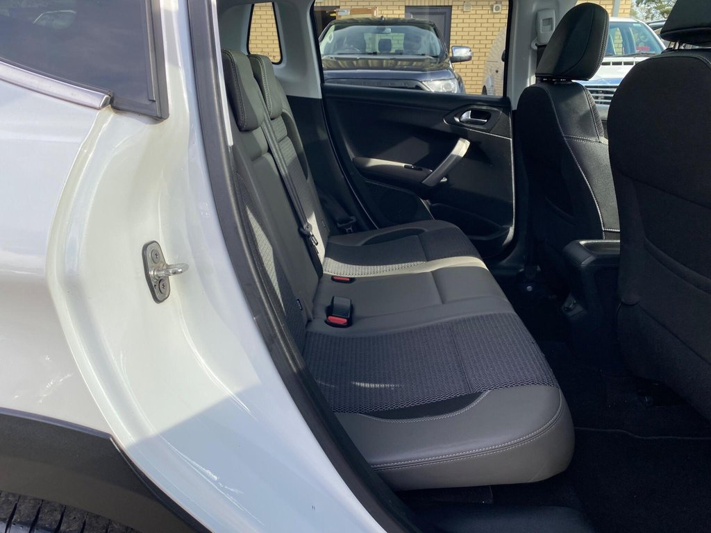 Used Peugeot 2008 2016 for sale - 76345648: Photo 11