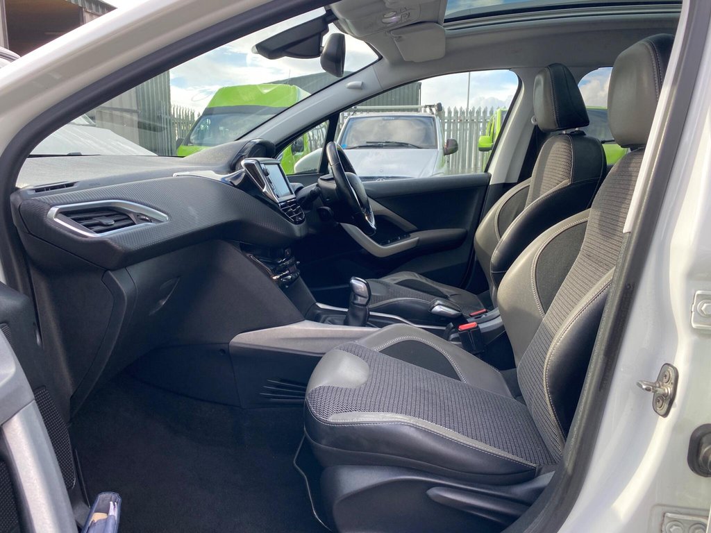 Used Peugeot 2008 2016 for sale - 76345648: Photo 17