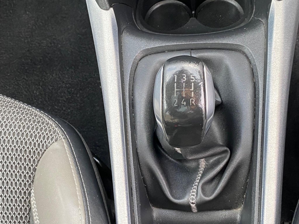 Used Peugeot 2008 2016 for sale - 76345648: Photo 38