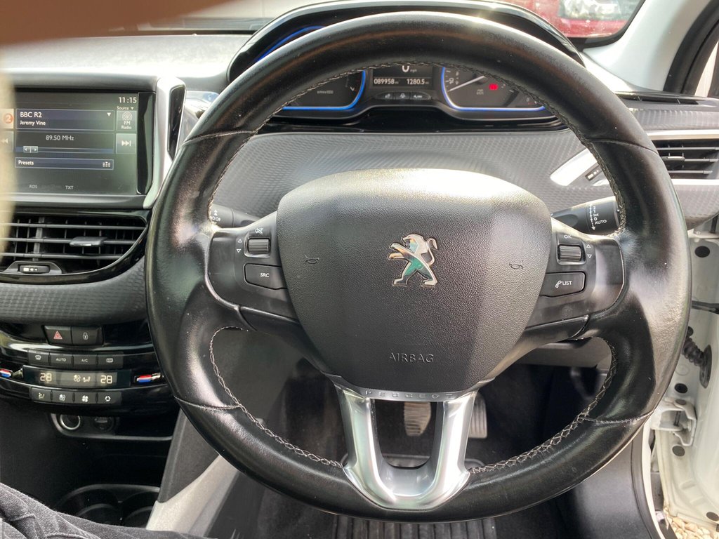 Used Peugeot 2008 2016 for sale - 76345648: Photo 40