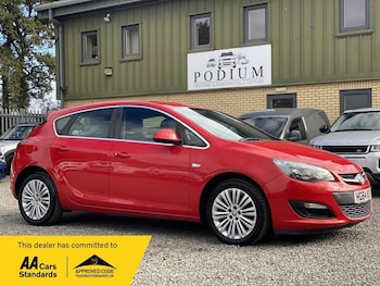2015 (64) - 1.4 16v Excite Hatchback 5dr Petrol Manual Euro 5 (100 ps)