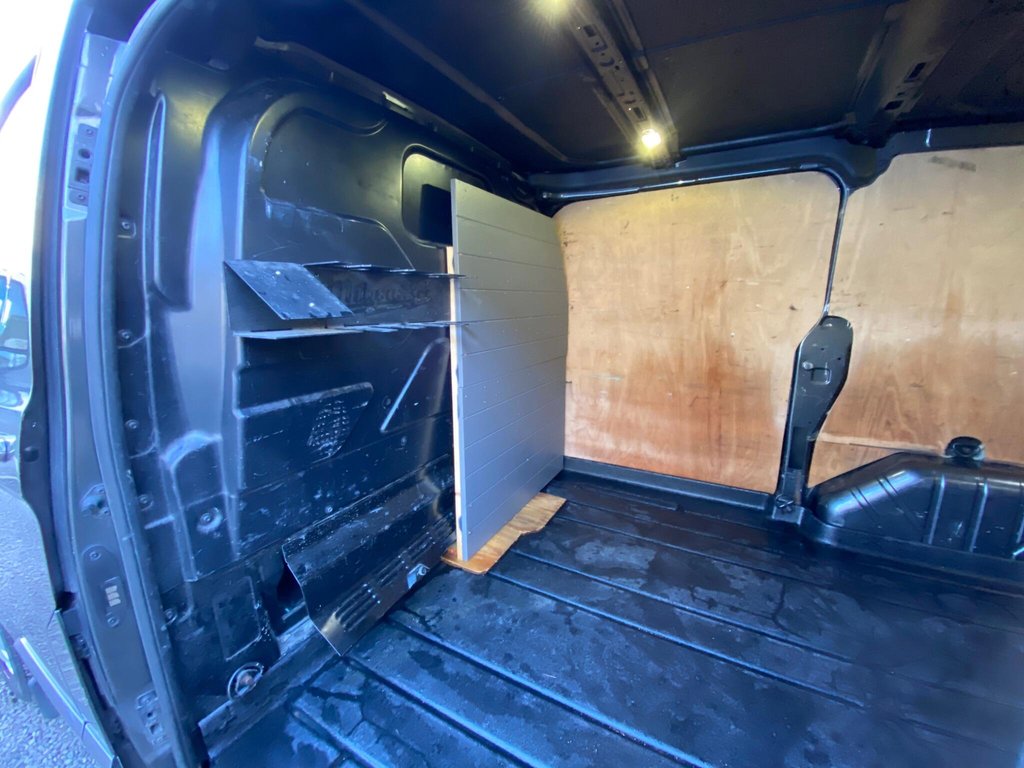 Used Ford Transit Custom 2017 for sale - 77048894: Photo 16