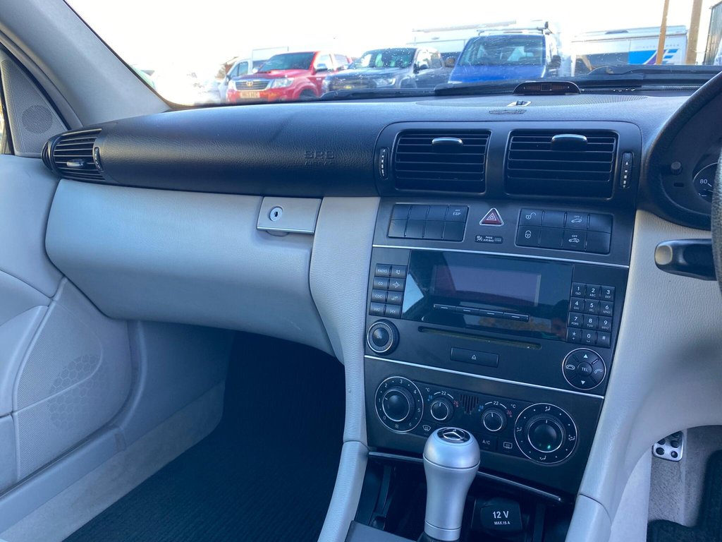 Used Mercedes-Benz C Class 2008 for sale - 76698510: Photo 10