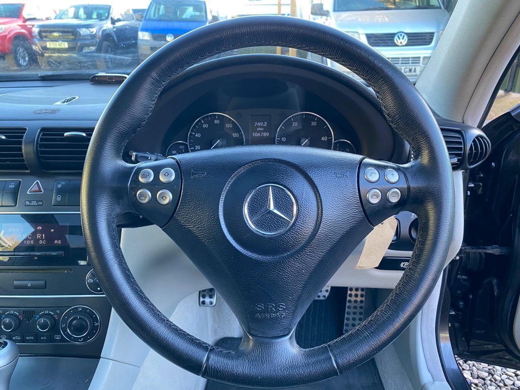 Used Mercedes-Benz C Class 2008 for sale - 76698510: Photo 37