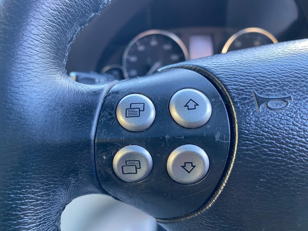 Used Mercedes-Benz C Class 2008 for sale - 76698510: Photo 38