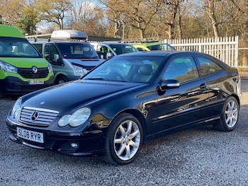 Used Mercedes-Benz C Class 2008 for sale - 76698510: Photo