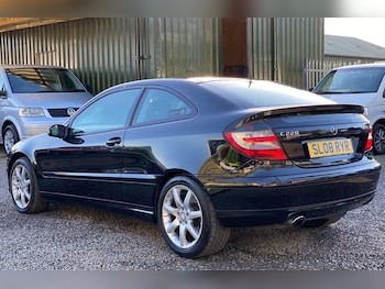 Used Mercedes-Benz C Class 2008 for sale - 76698510: Photo