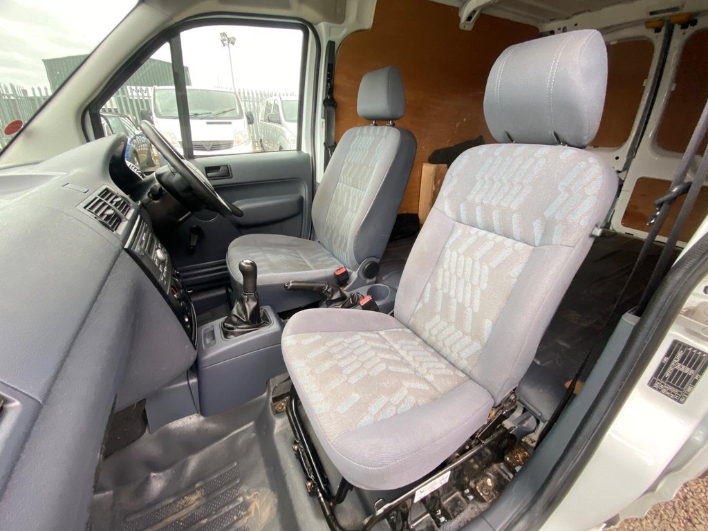 Used Ford Transit Connect 2009 for sale - 77647808: Photo 19
