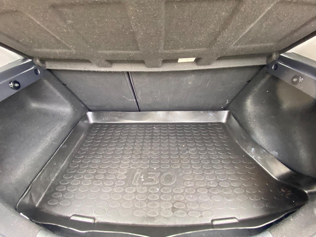 Used Hyundai i30 2009 for sale - 78097114: Photo 11