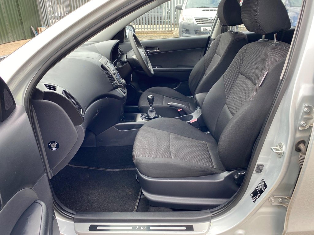 Used Hyundai i30 2009 for sale - 78097114: Photo 13