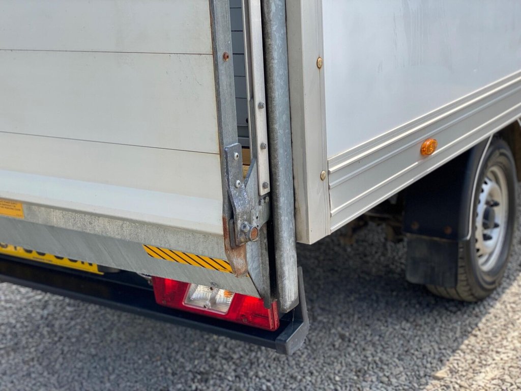 Vehicle 33