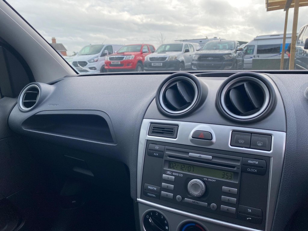 Used Ford Fiesta 2007 for sale - 76496294: Photo 29