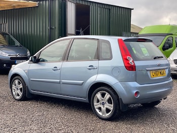 Used Ford Fiesta 2007 for sale - 76496294: Photo
