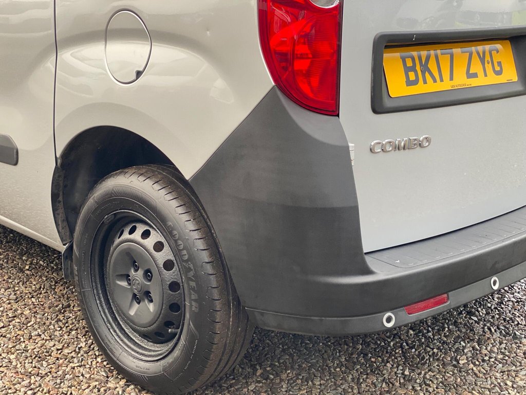 Used Vauxhall Combo 2017 for sale - 77231957: Photo 27