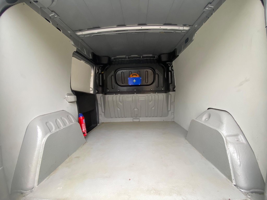 Used Vauxhall Combo 2017 for sale - 77231957: Photo 47