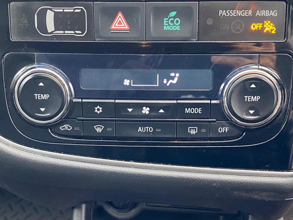 Used Mitsubishi Outlander 2014 for sale - 77697957: Photo 42