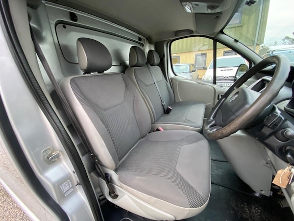 Used Vauxhall Vivaro 2013 for sale - 76228941: Photo 30