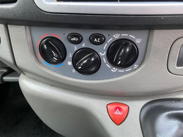 Used Vauxhall Vivaro 2013 for sale - 76228941: Photo 32