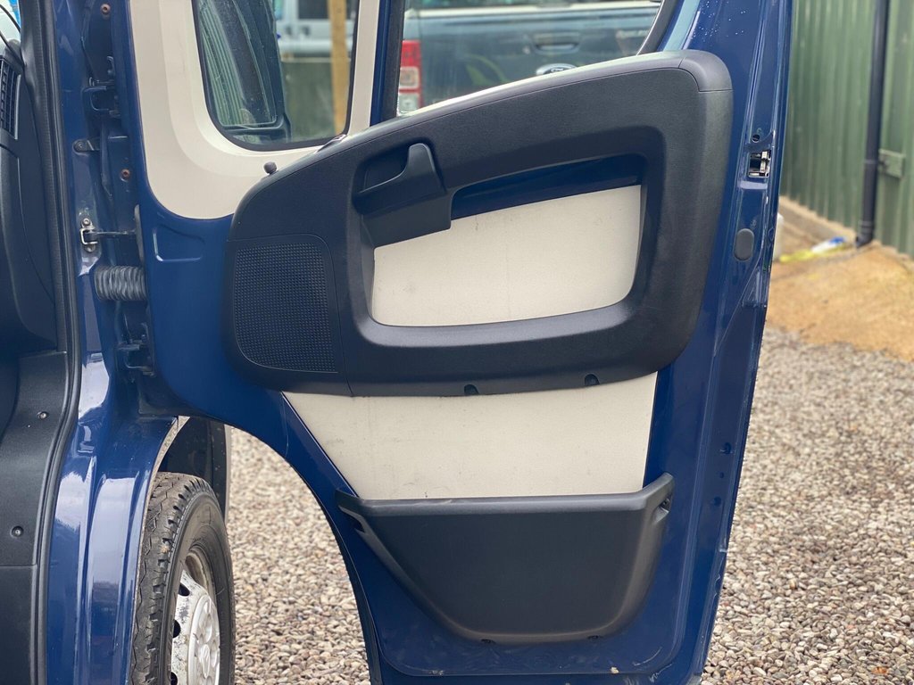 Used Citroen Relay 2016 for sale - 76535836: Photo 48