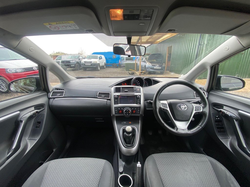 Used Toyota Verso 2013 for sale - 76417599: Photo 10
