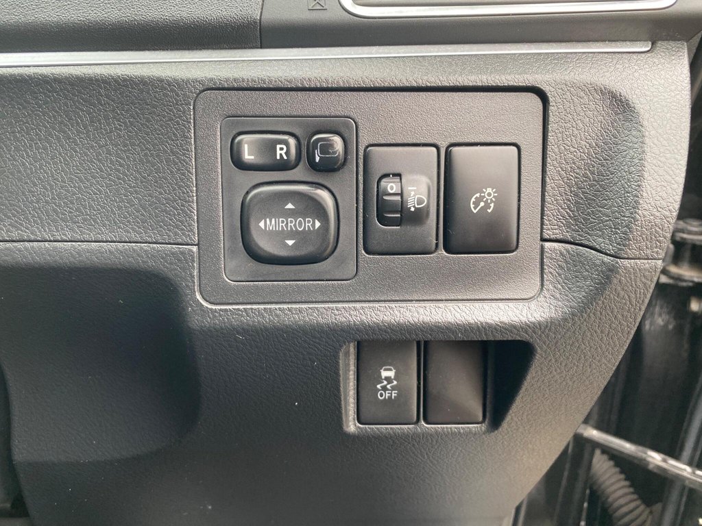 Used Toyota Verso 2013 for sale - 76417599: Photo 40