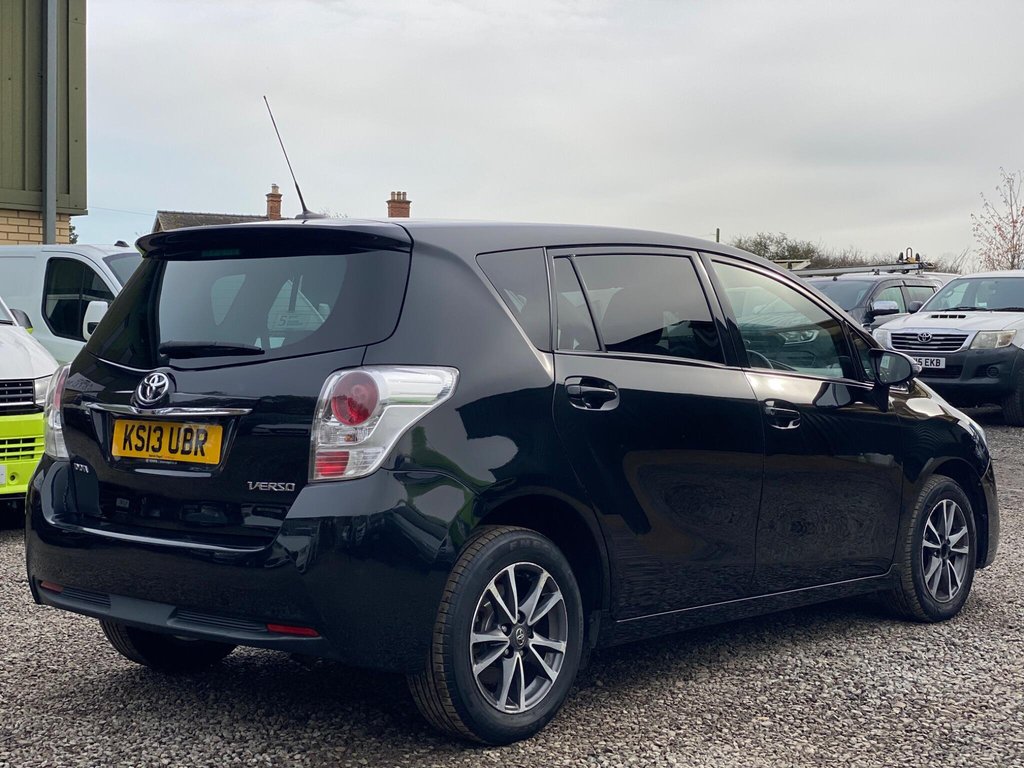 Used Toyota Verso 2013 for sale - 76417599: Photo 5