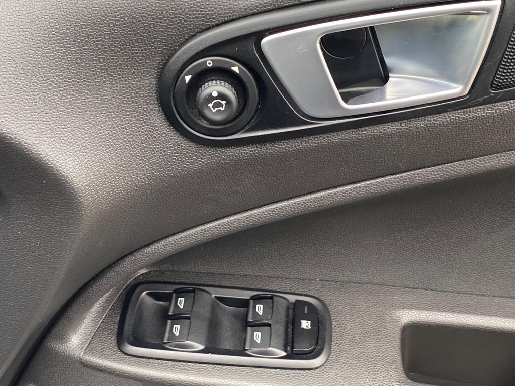 Used Ford Ecosport 2014 for sale - 77547066: Photo 45