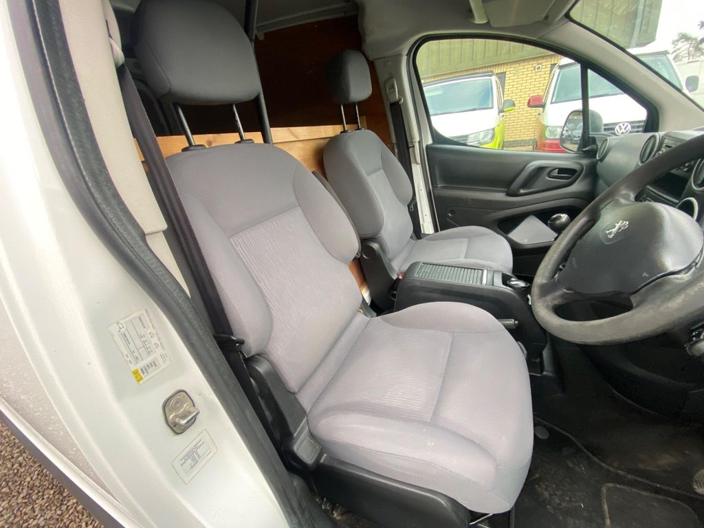 Used Peugeot Partner 2012 for sale - 76558615: Photo 24
