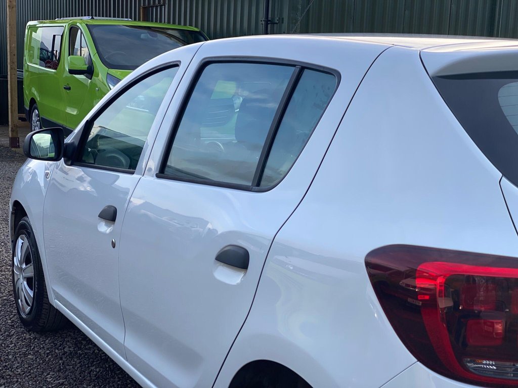 Used Dacia Sandero 2018 for sale - 77388793: Photo 26