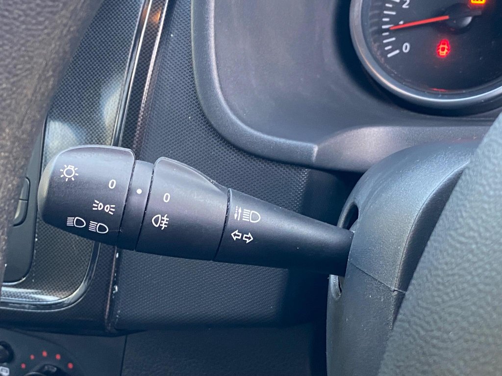 Used Dacia Sandero 2018 for sale - 77388793: Photo 37